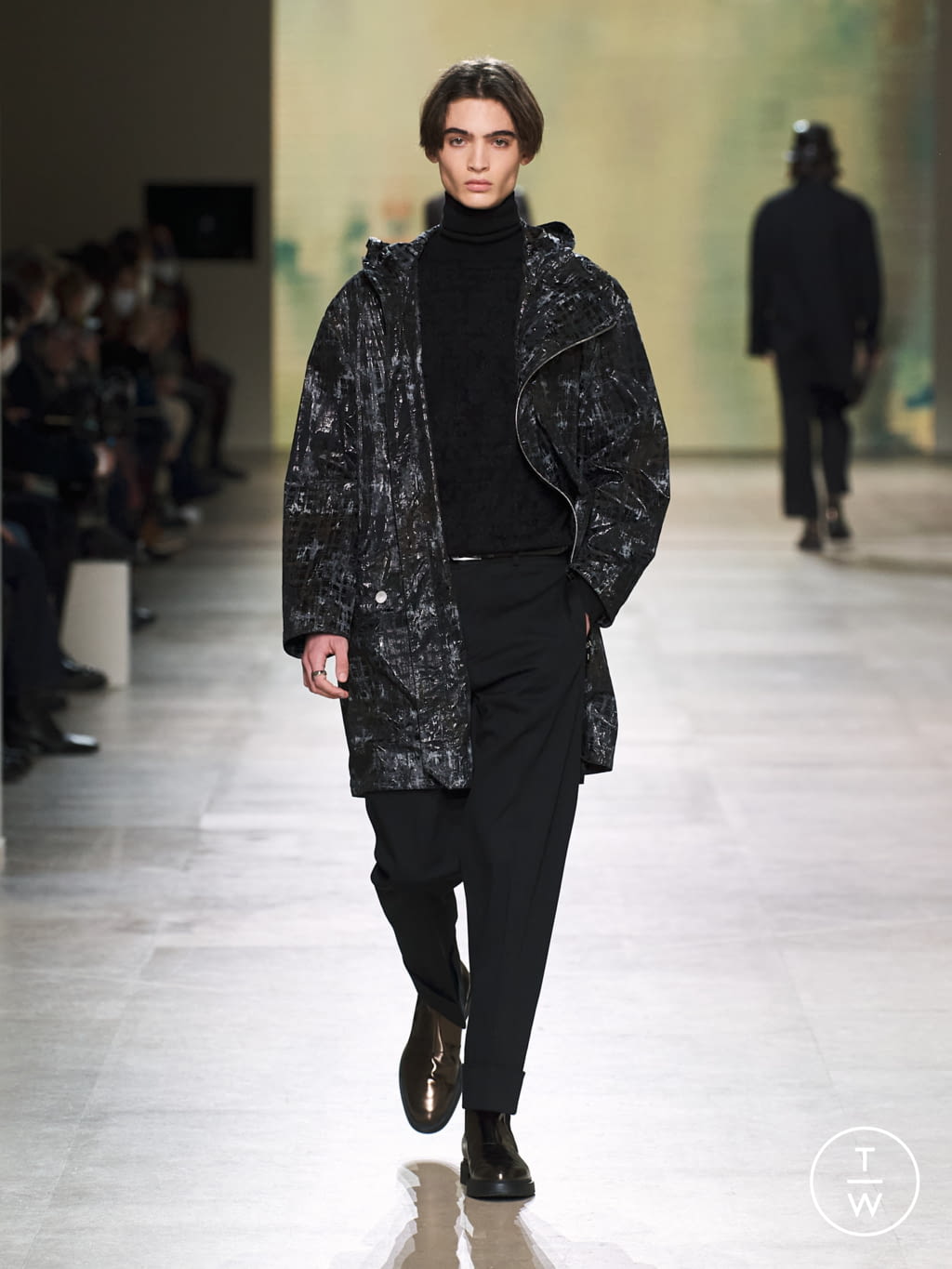 Fashion Week Paris Fall/Winter 2022 look 38 from the Hermès collection menswear