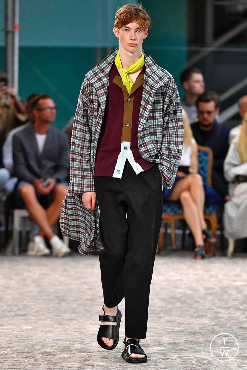 Fashion Week Paris Spring/Summer 2020 look 5 from the Hermès collection menswear