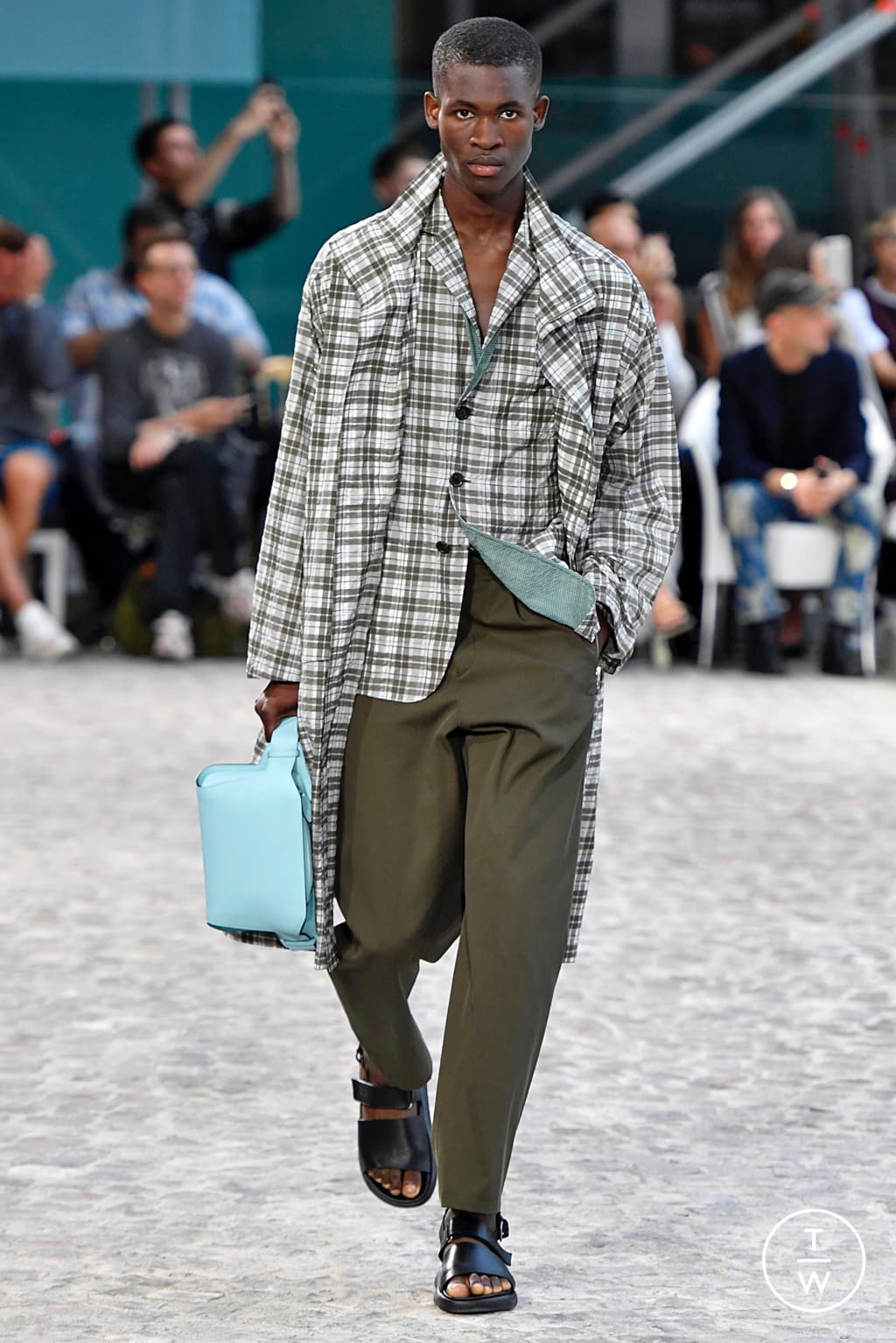 Fashion Week Paris Spring/Summer 2020 look 12 from the Hermès collection 男装