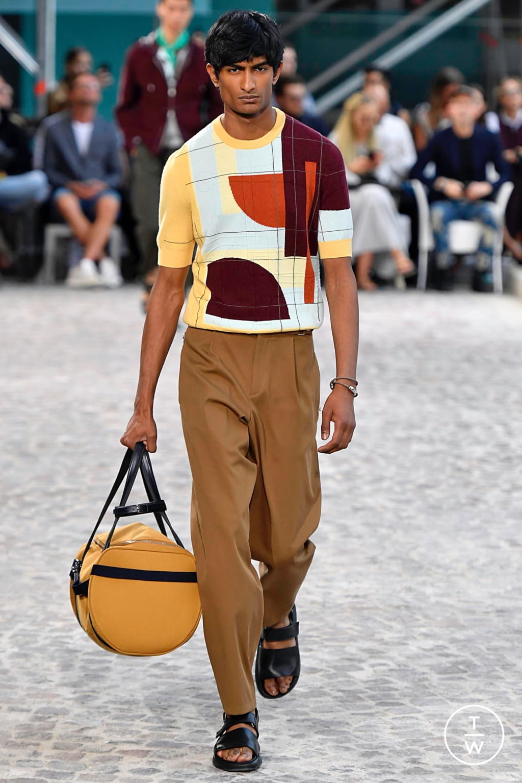 Fashion Week Paris Spring/Summer 2020 look 34 from the Hermès collection menswear