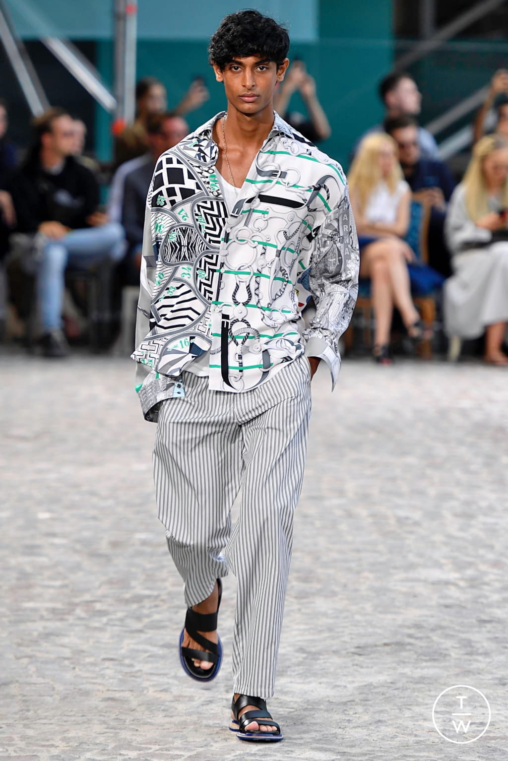 Fashion Week Paris Spring/Summer 2020 look 40 from the Hermès collection menswear
