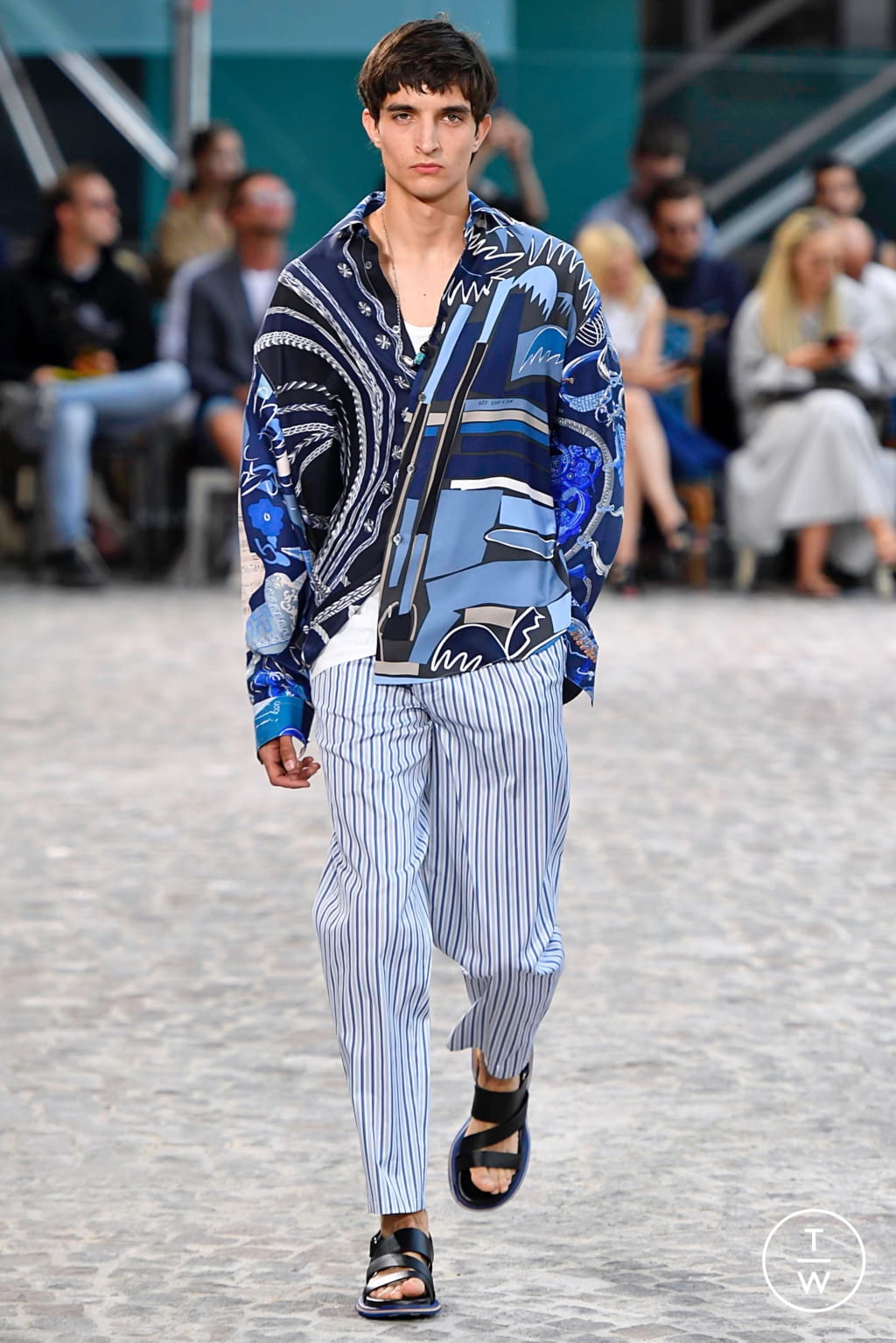 Fashion Week Paris Spring/Summer 2020 look 44 from the Hermès collection menswear