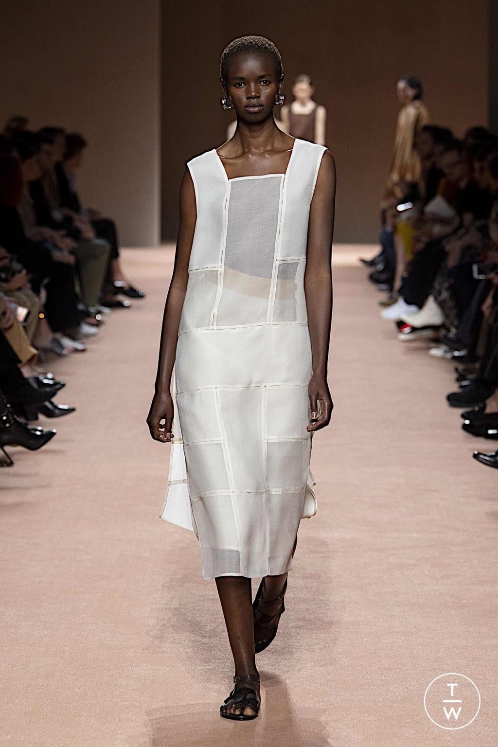 Fashion Week Paris Spring/Summer 2020 look 47 from the Hermès collection womenswear