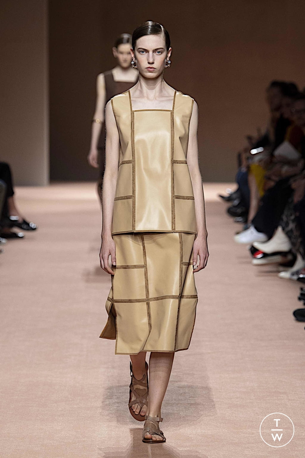 Fashion Week Paris Spring/Summer 2020 look 48 from the Hermès collection womenswear