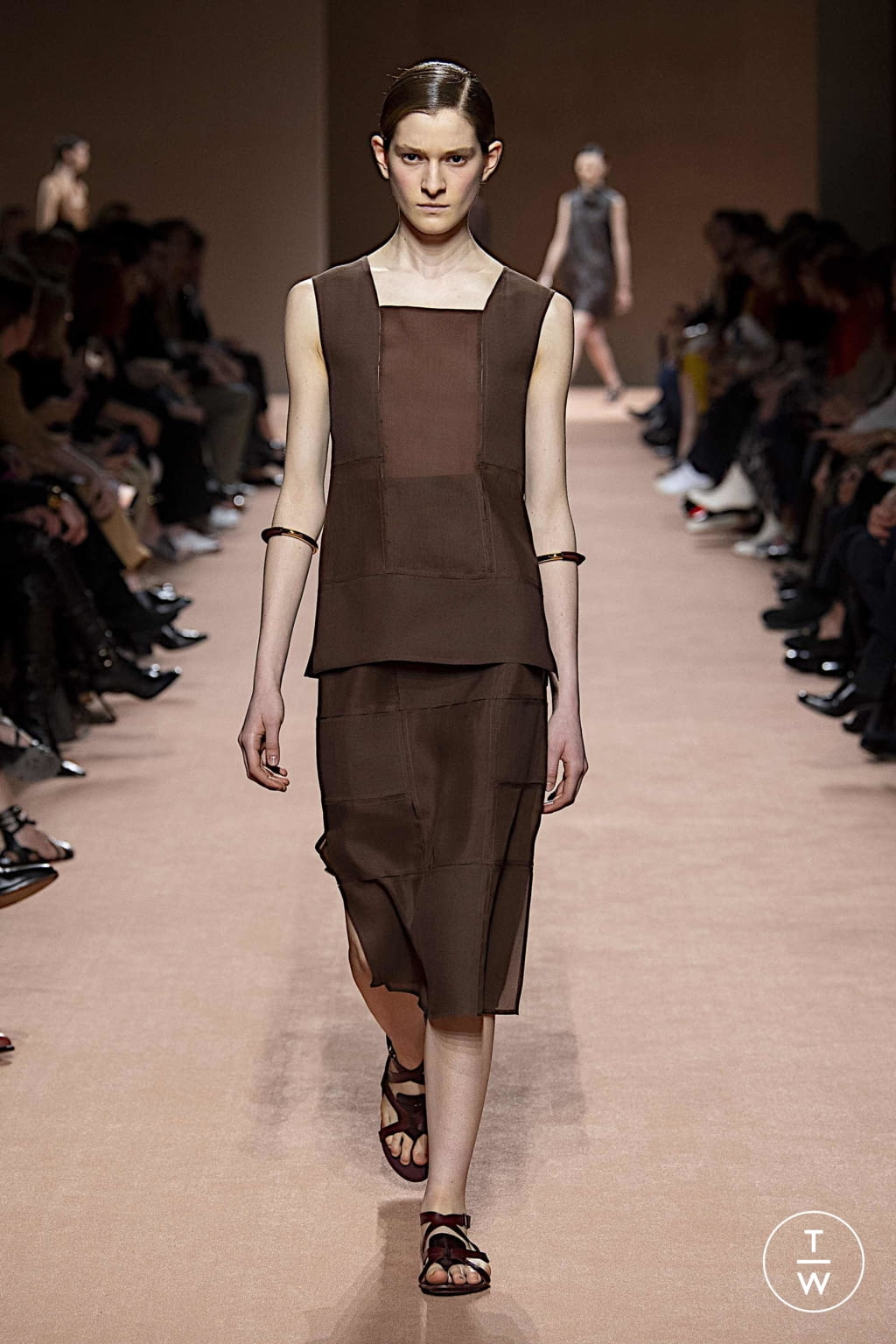 Fashion Week Paris Spring/Summer 2020 look 49 from the Hermès collection womenswear