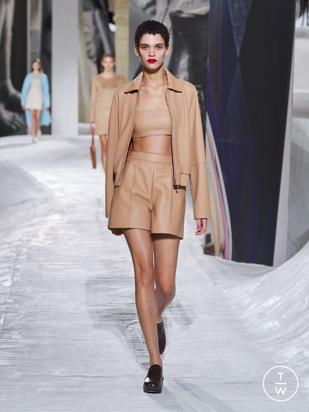 Fashion Week Paris Spring/Summer 2021 look 5 de la collection Hermès womenswear