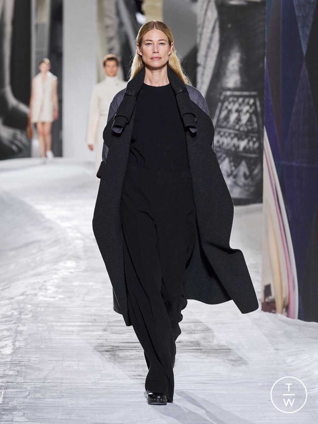 Fashion Week Paris Spring/Summer 2021 look 21 de la collection Hermès womenswear