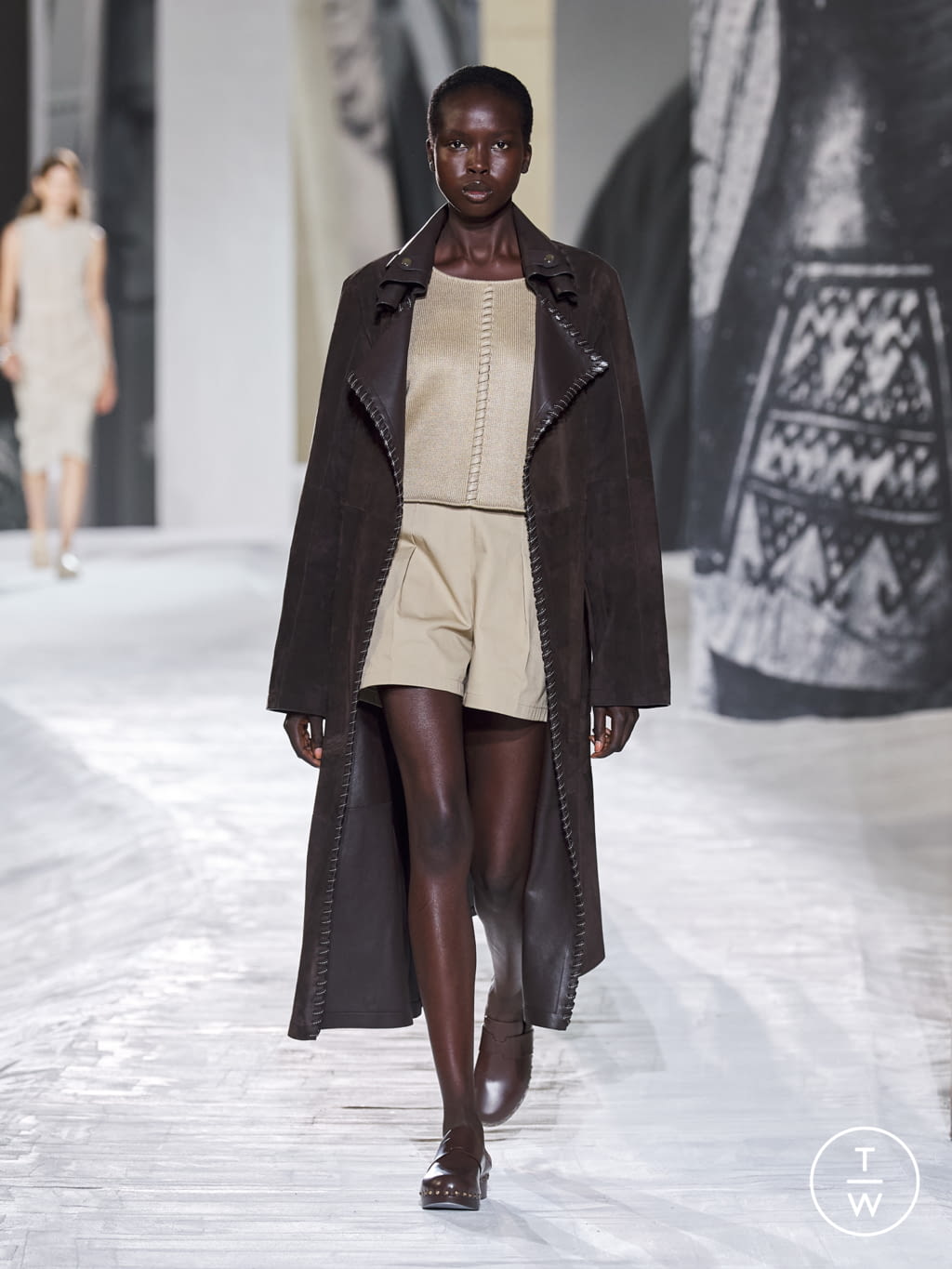 Fashion Week Paris Spring/Summer 2021 look 31 from the Hermès collection 女装