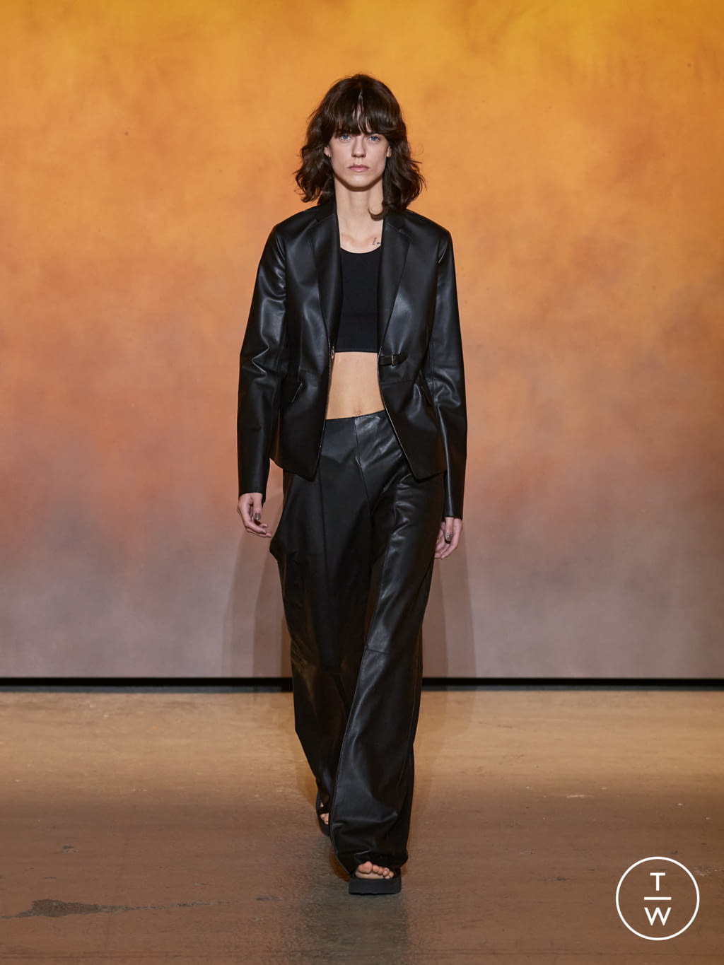 Fashion Week Paris Spring/Summer 2022 look 43 from the Hermès collection 女装