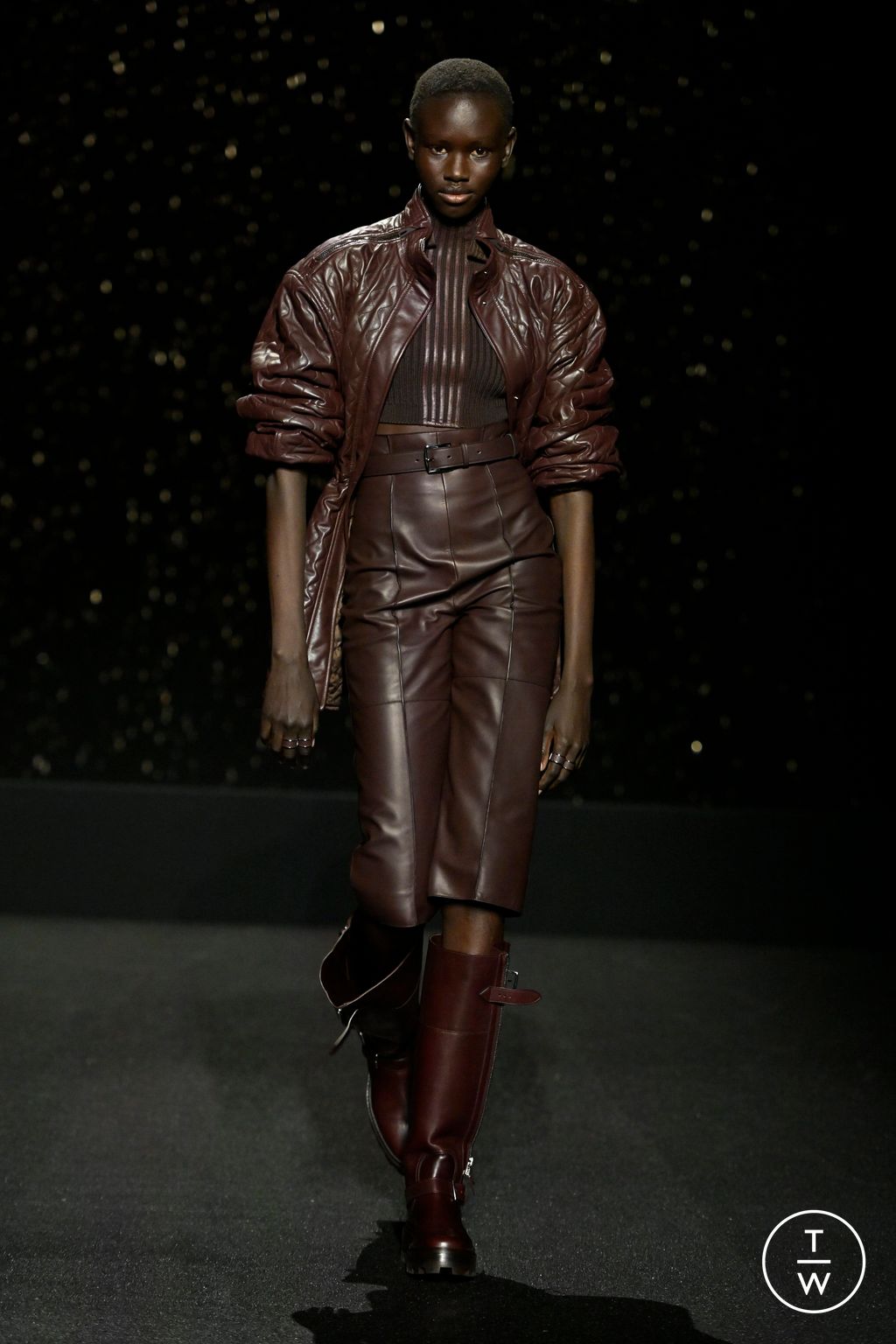 Fashion Week Paris Fall/Winter 2024 look 11 from the Hermès collection womenswear