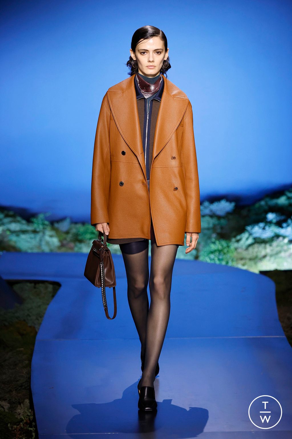 Fashion Week Paris Fall/Winter 2026 look 5 from the Hermès collection womenswear