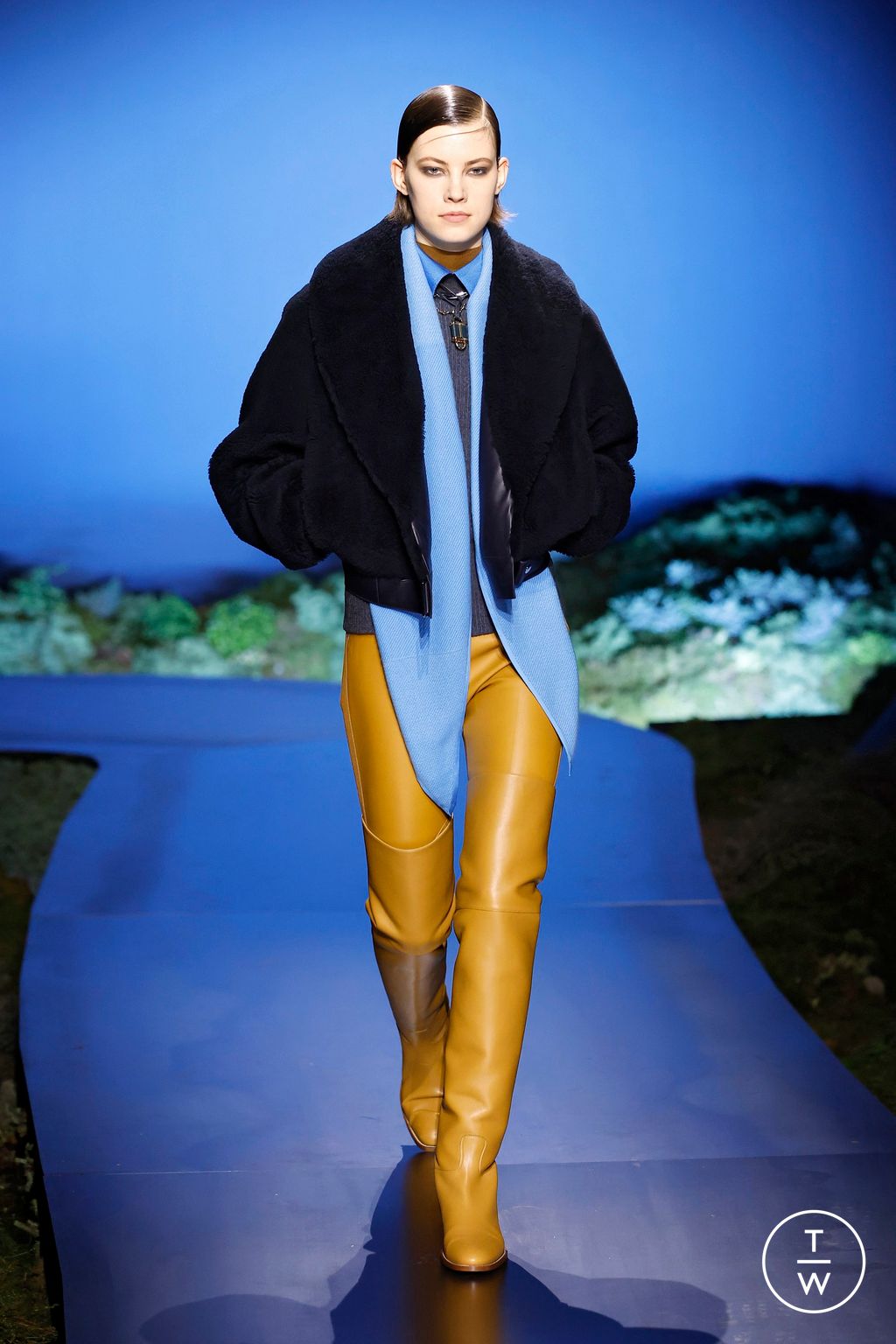 Fashion Week Paris Fall/Winter 2026 look 13 from the Hermès collection womenswear