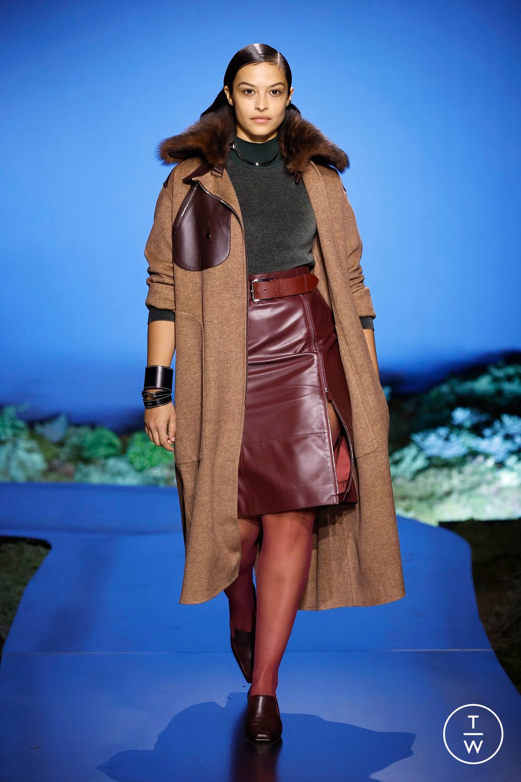 Fashion Week Paris Fall/Winter 2026 look 29 from the Hermès collection womenswear