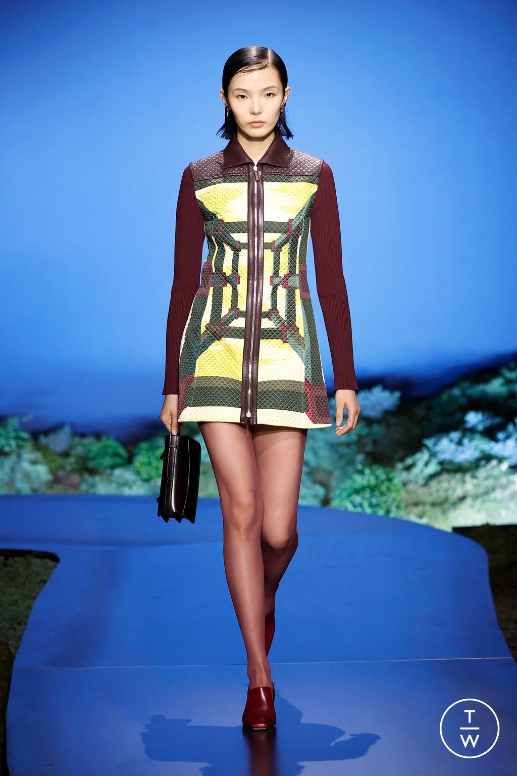 Fashion Week Paris Fall/Winter 2026 look 37 from the Hermès collection womenswear