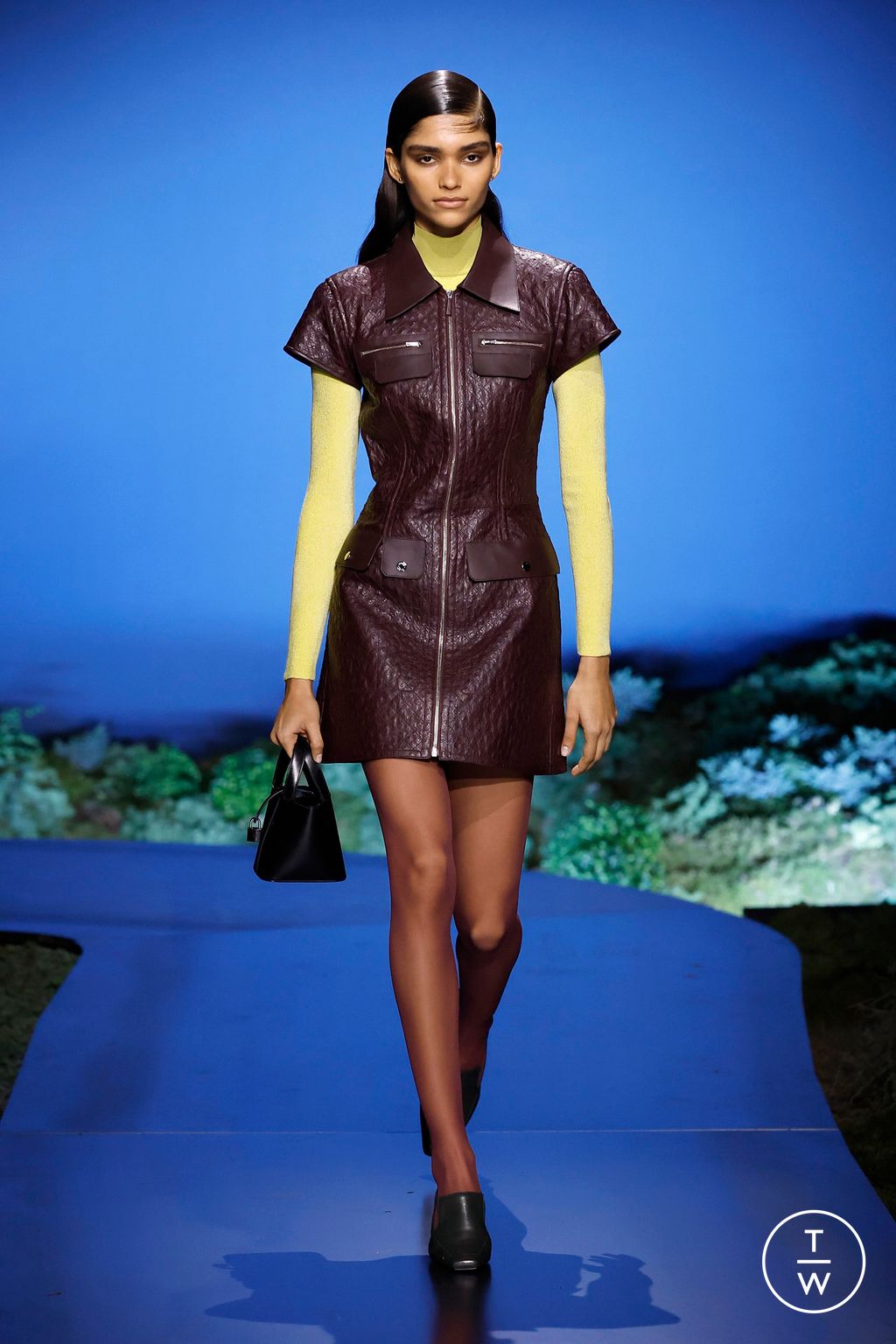 Fashion Week Paris Fall/Winter 2026 look 41 from the Hermès collection womenswear