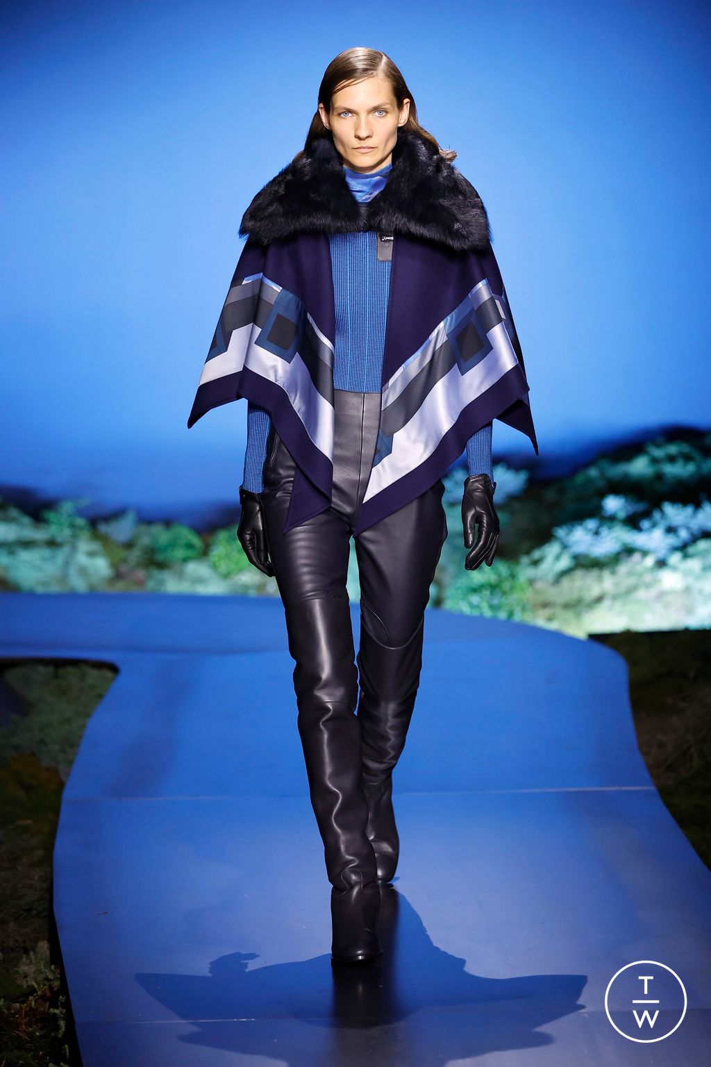 Fashion Week Paris Fall/Winter 2026 look 53 from the Hermès collection womenswear