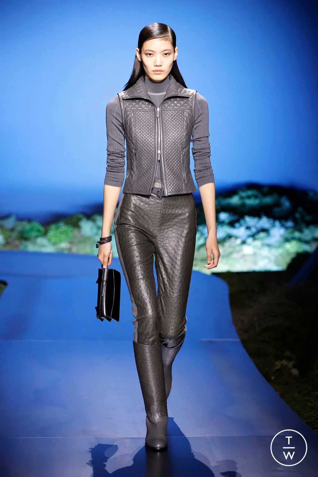 Fashion Week Paris Fall/Winter 2026 look 61 from the Hermès collection womenswear