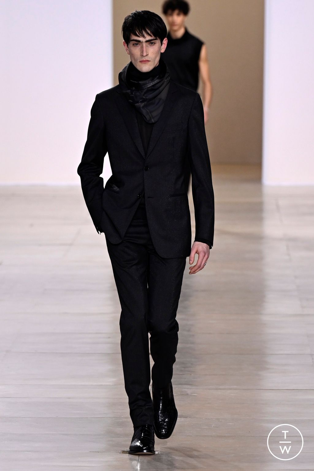 Fashion Week Paris Fall/Winter 2024 look 40 from the Hermès collection menswear