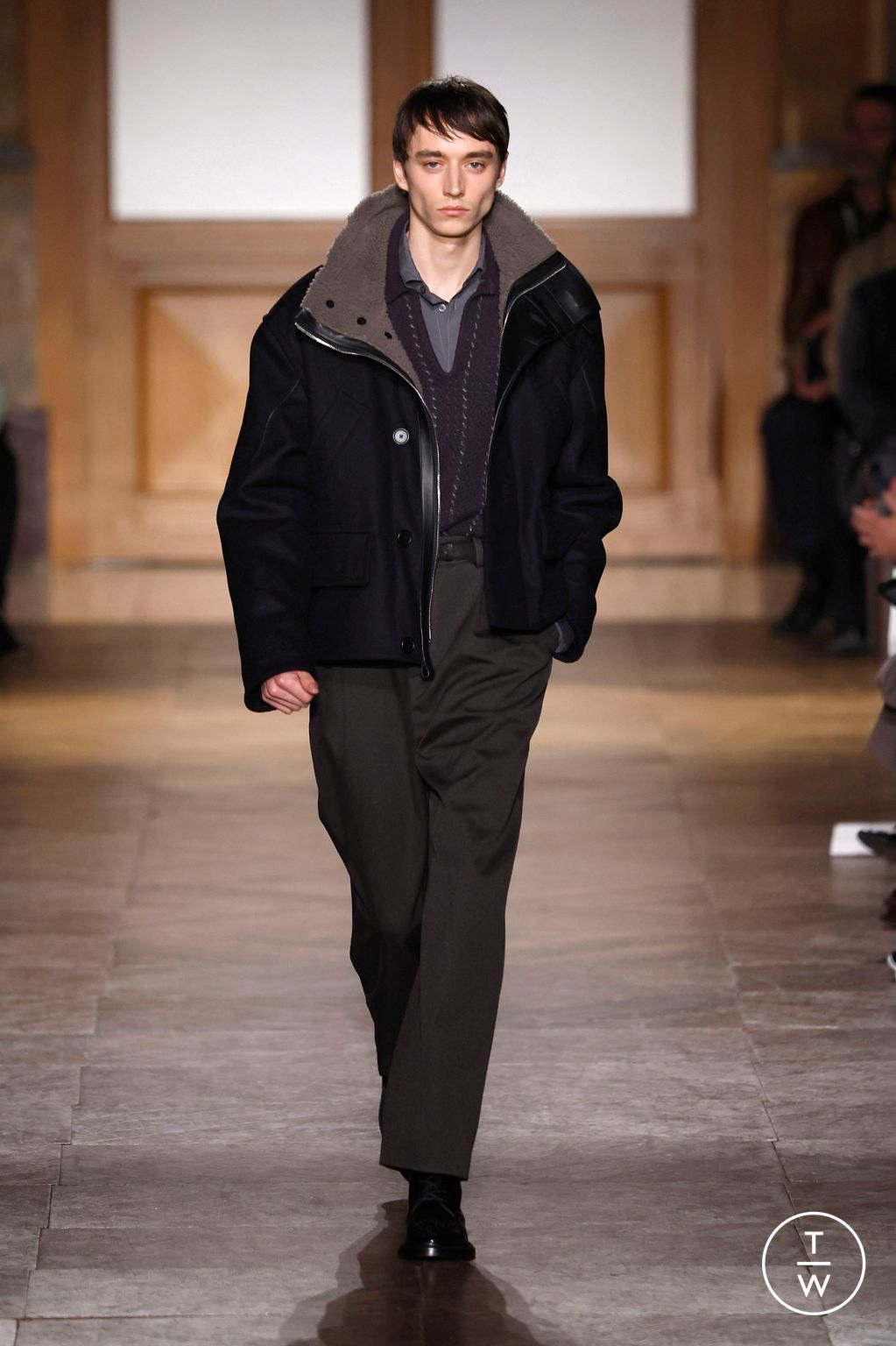 Fashion Week Paris Fall/Winter 2026 look 8 from the Hermès collection 男装