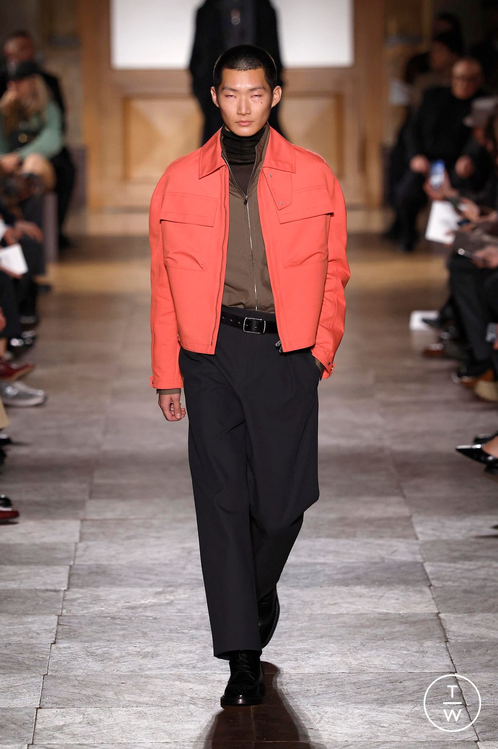 Fashion Week Paris Fall/Winter 2026 look 28 de la collection Hermès menswear
