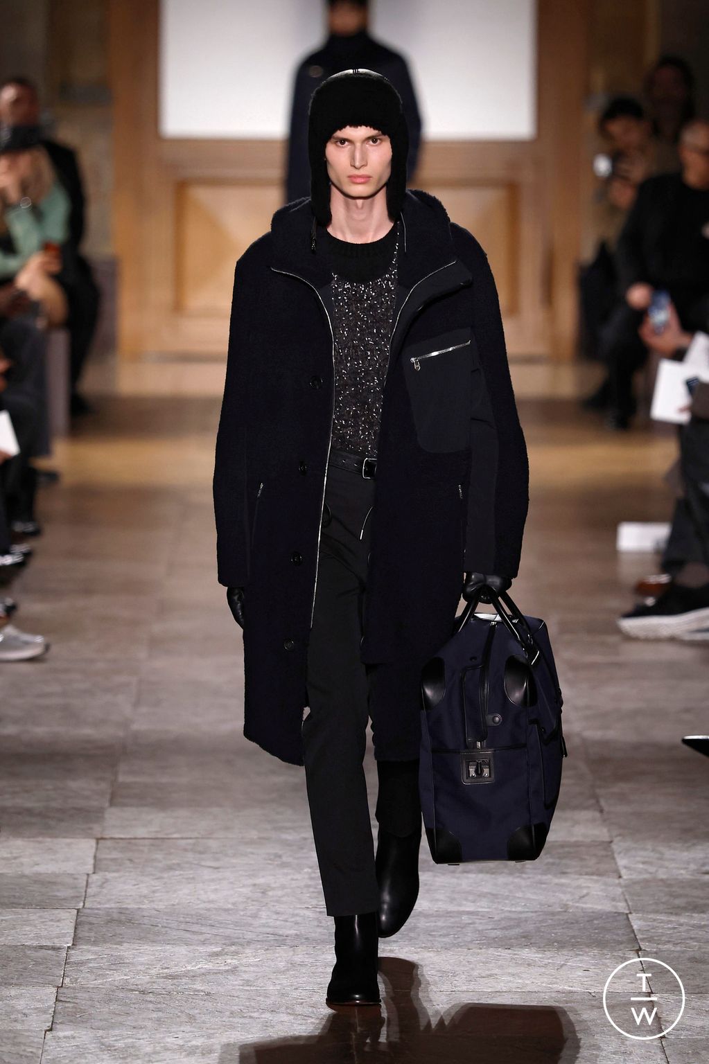 Fashion Week Paris Fall/Winter 2026 look 38 from the Hermès collection 男装