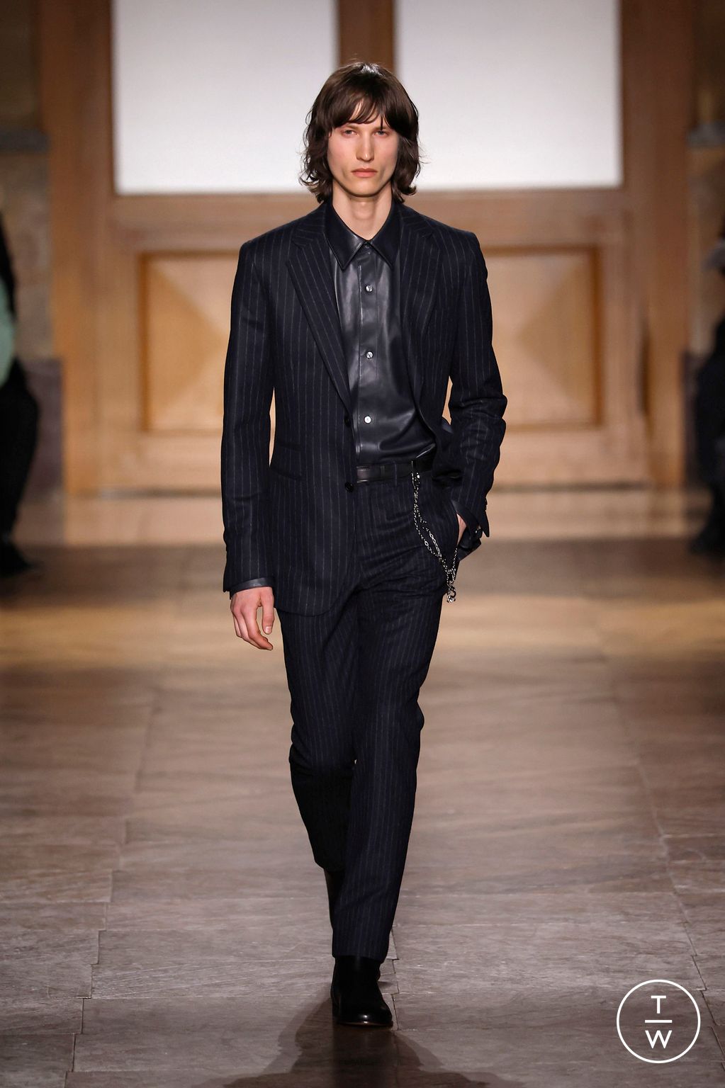 Fashion Week Paris Fall/Winter 2026 look 42 from the Hermès collection menswear