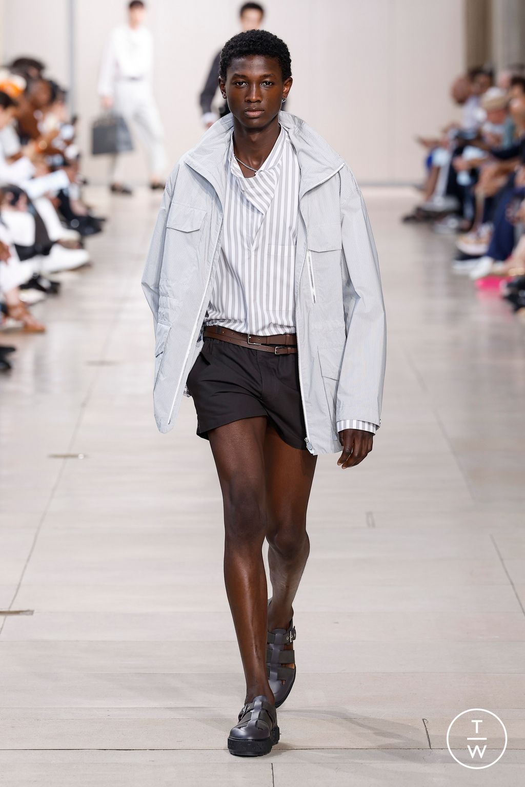 Fashion Week Paris Spring/Summer 2024 look 6 from the Hermès collection menswear