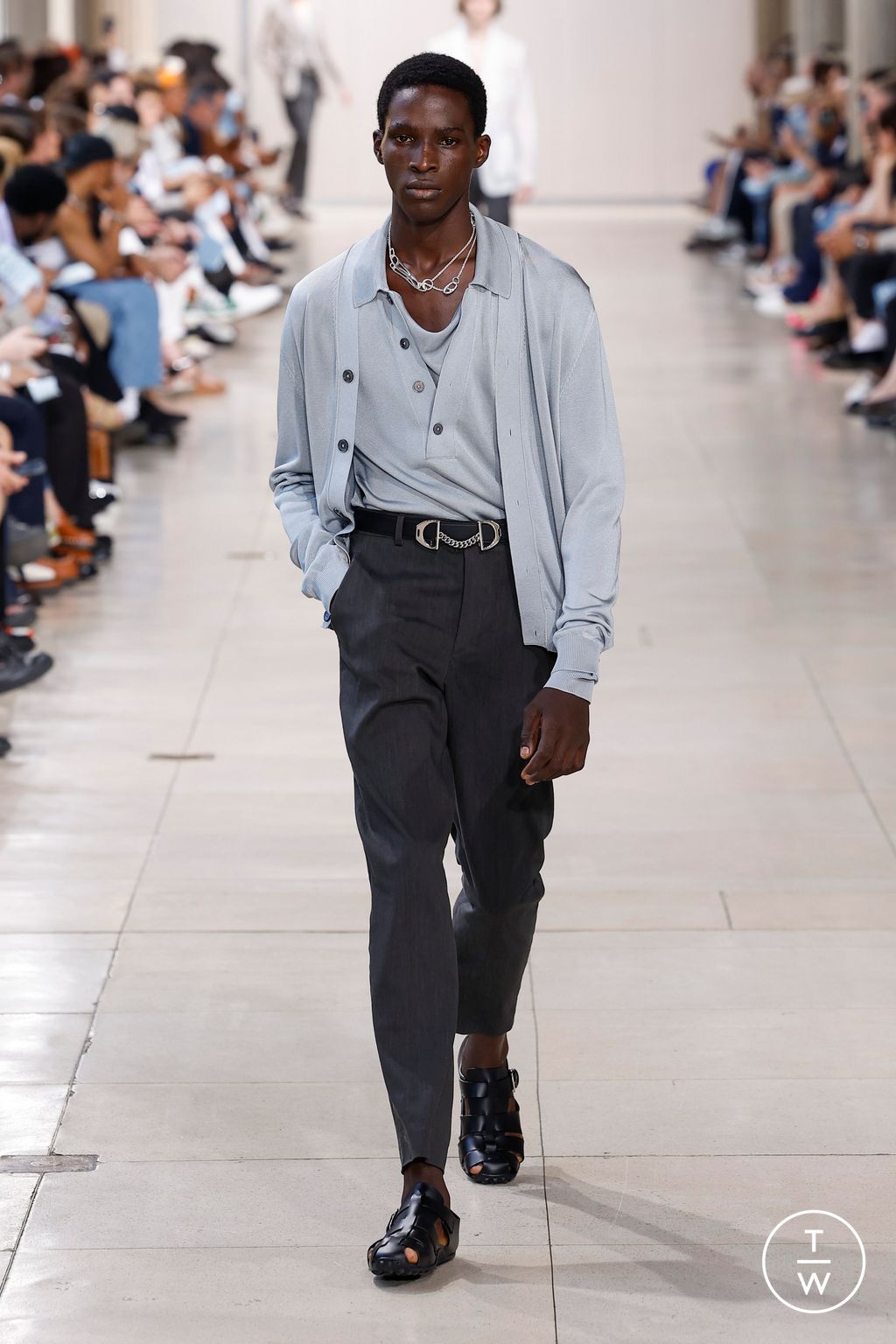 Fashion Week Paris Spring/Summer 2024 look 46 from the Hermès collection menswear
