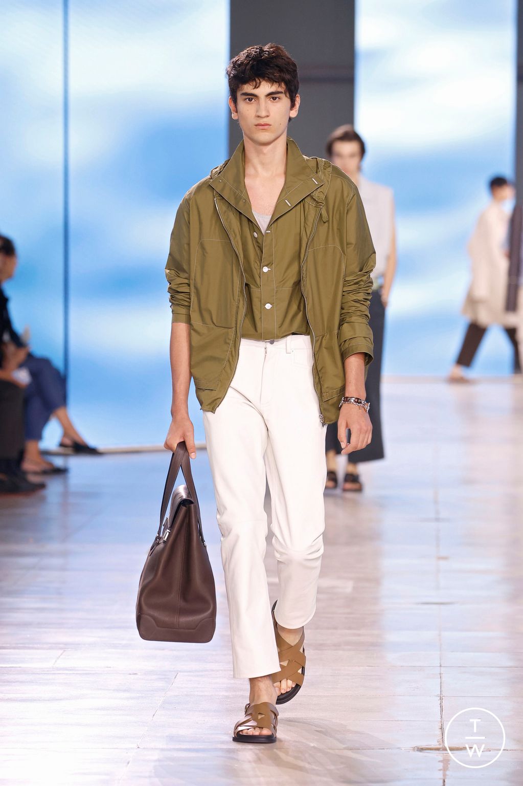 Fashion Week Paris Spring-Summer 2025 look 18 from the Hermès collection menswear