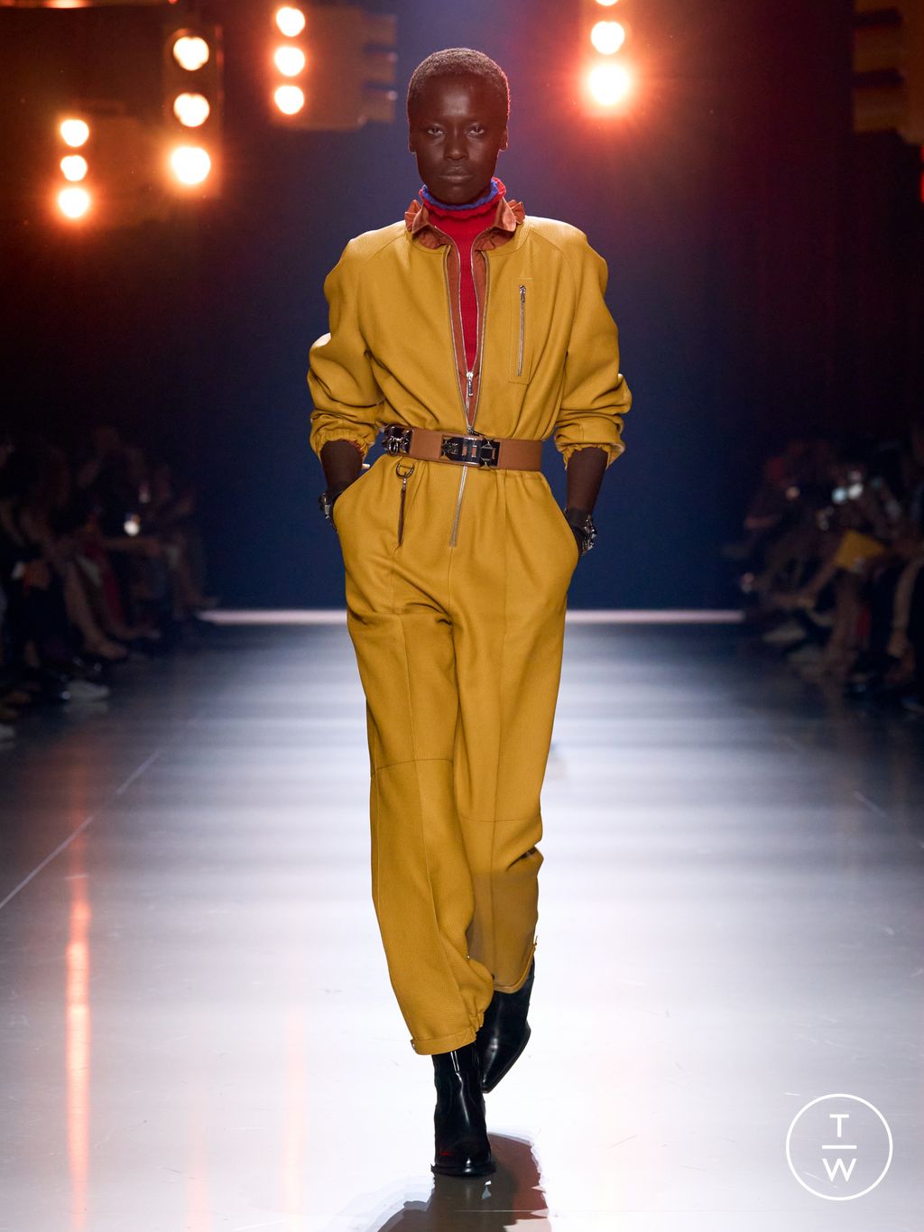 Fashion Week Paris Resort 2025 look 3 from the Hermès collection womenswear