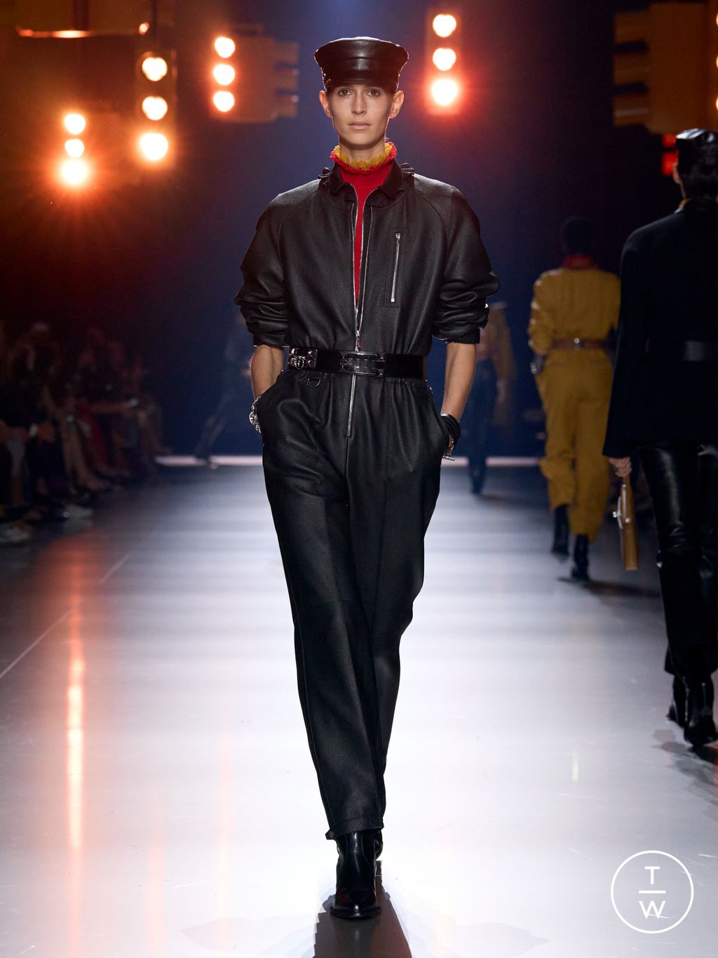 Fashion Week Paris Resort 2025 look 11 de la collection Hermès womenswear