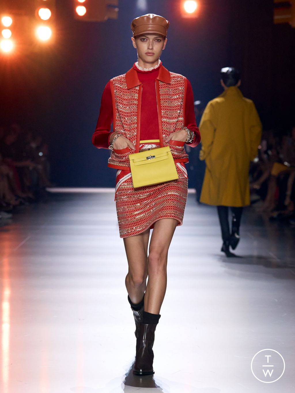 Fashion Week Paris Resort 2025 look 20 from the Hermès collection womenswear