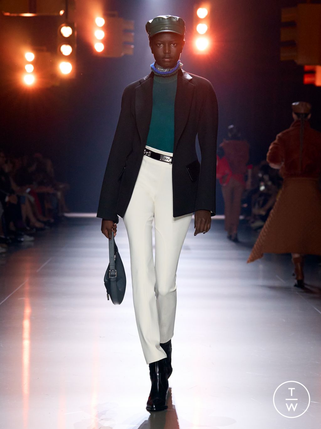 Fashion Week Paris Resort 2025 look 39 from the Hermès collection womenswear