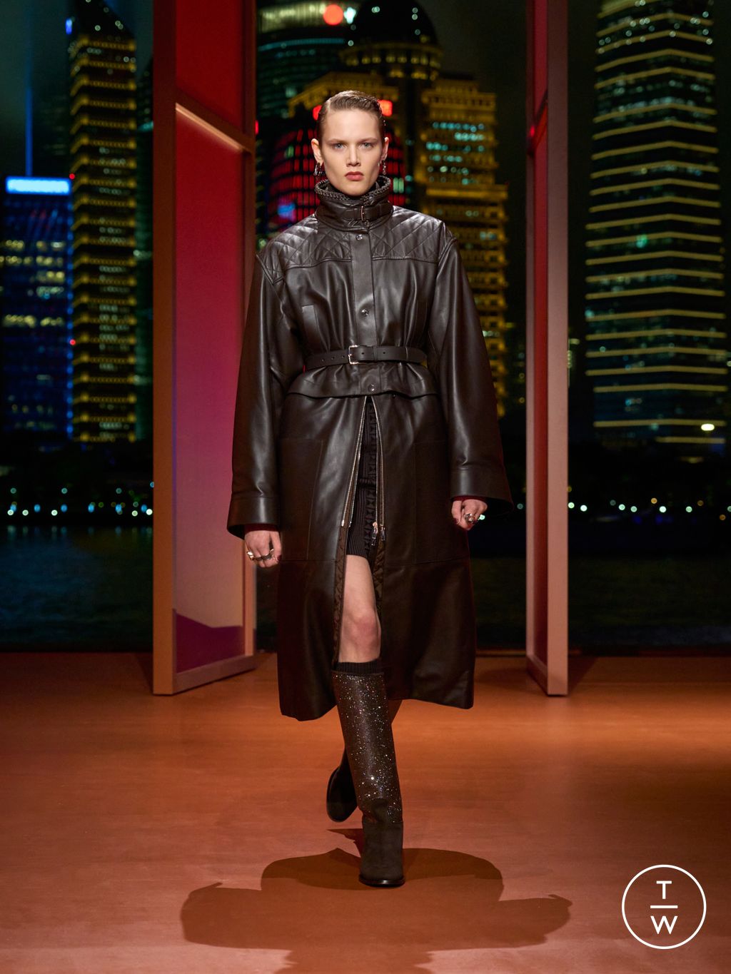 Fashion Week Paris Resort 2026 look 1 from the Hermès collection 女装
