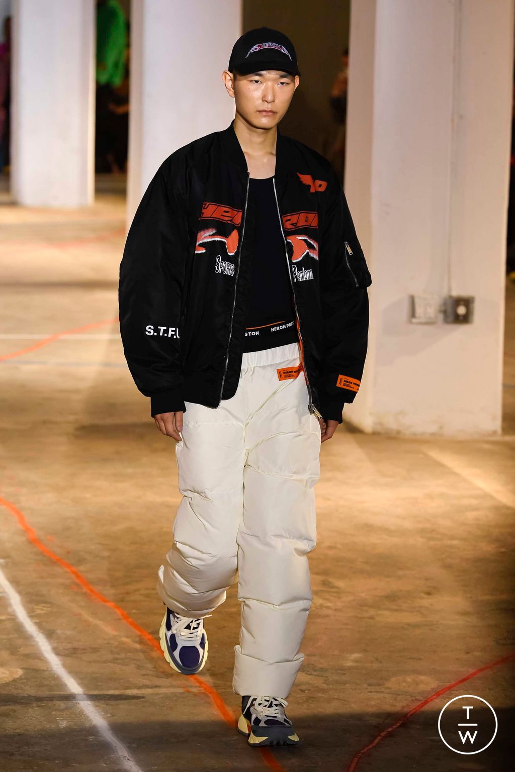 Heron Preston FW23 menswear #24 - Tagwalk: The Fashion Search Engine