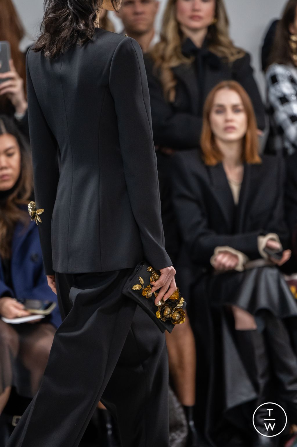 Fashion Week New York Fall/Winter 2025 look 20 from the Carolina Herrera collection womenswear accessories