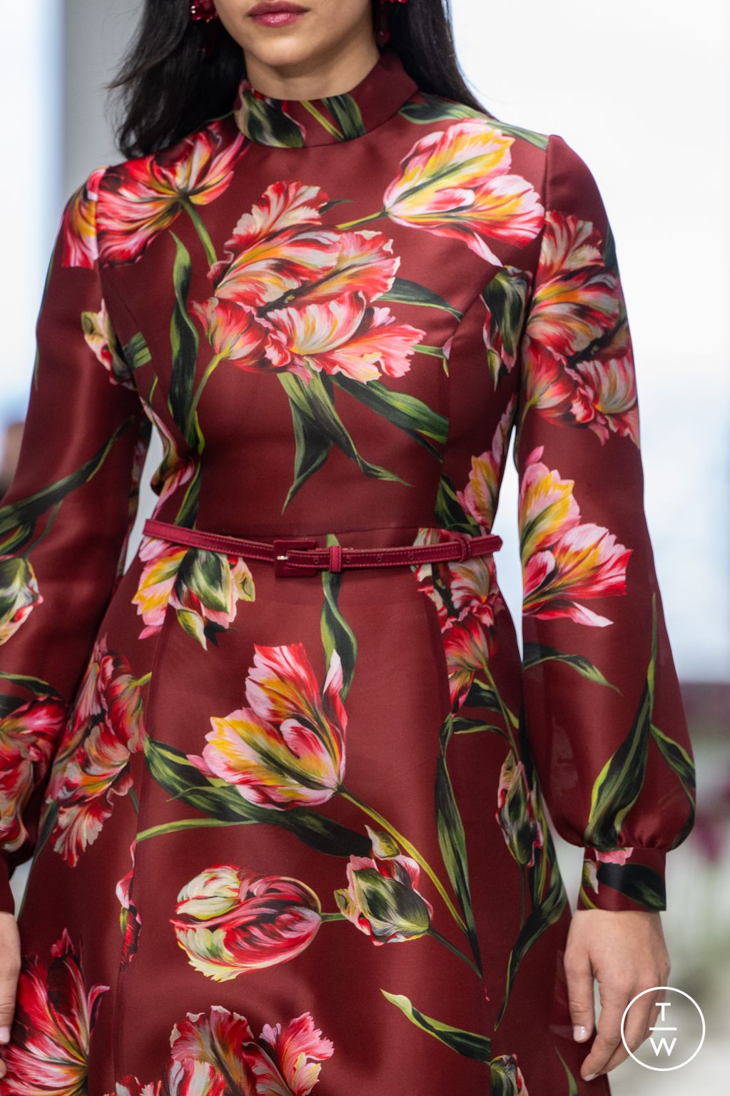 Fashion Week New York Fall/Winter 2025 look 27 de la collection Carolina Herrera womenswear accessories