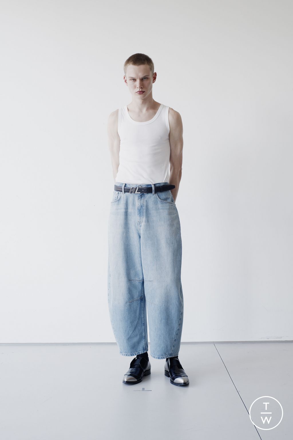 Fashion Week New York Resort 2025 look 10 de la collection Helmut Lang womenswear