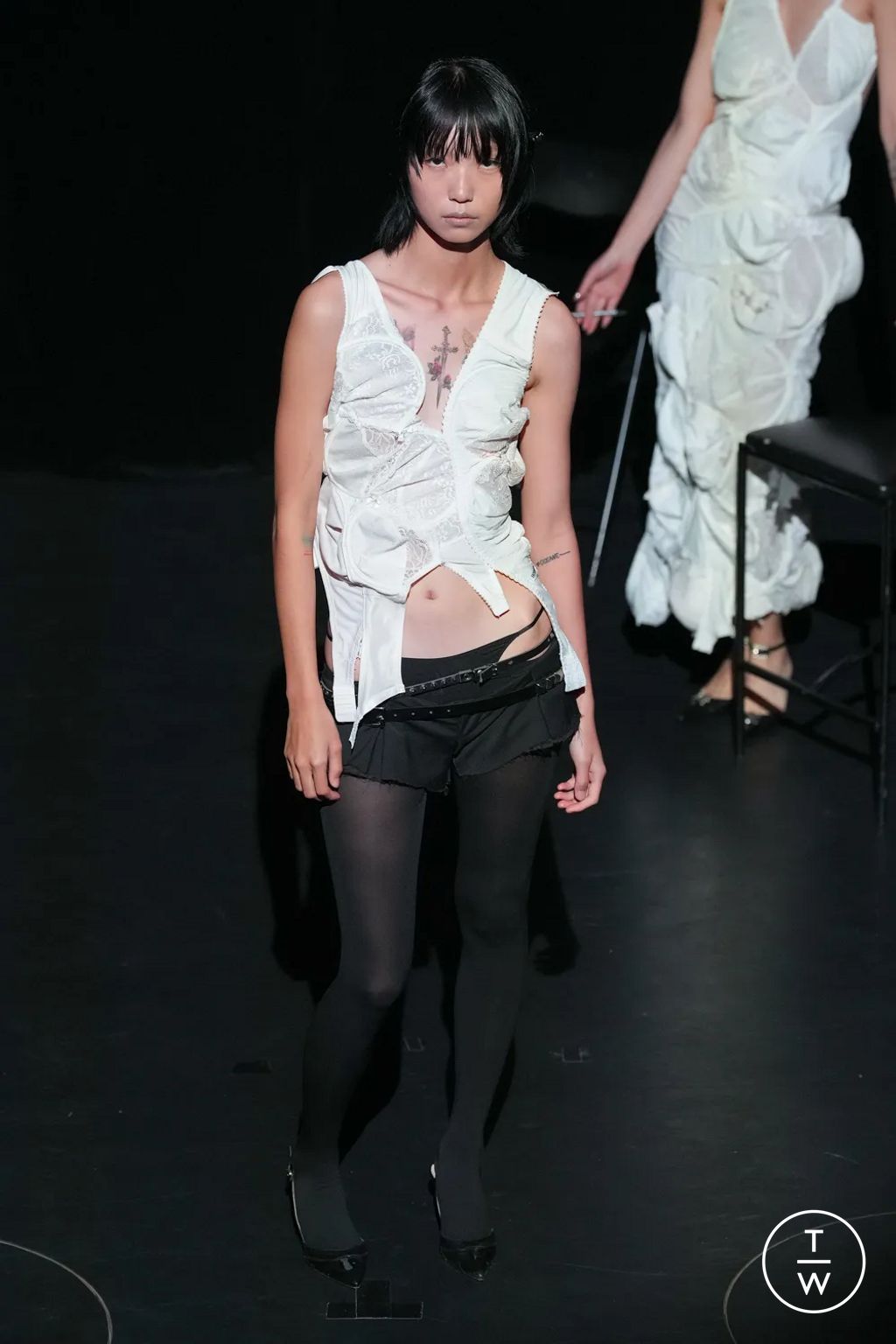 Fashion Week Paris Spring/Summer 2024 look 6 de la collection Hodakova womenswear