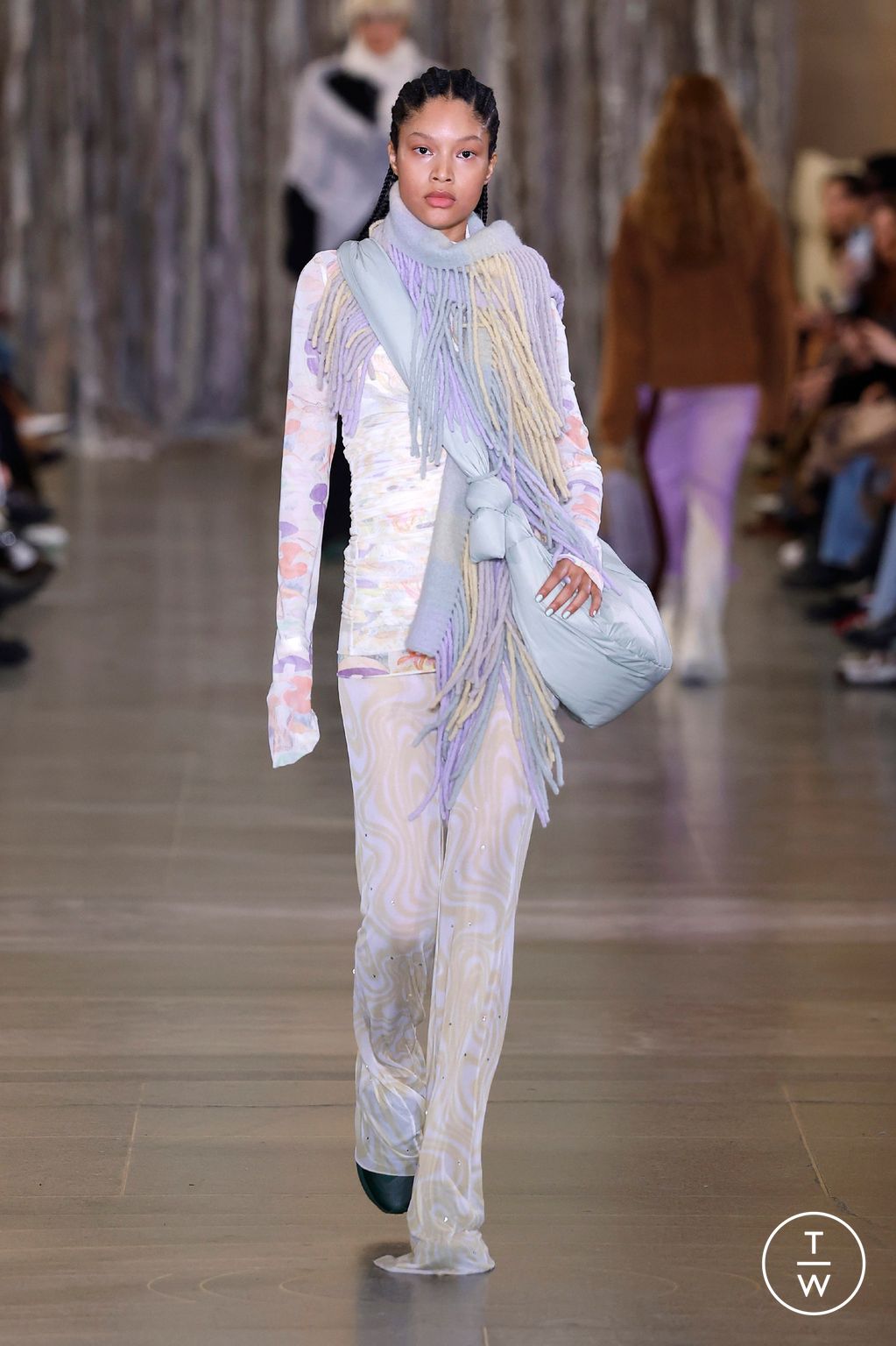 Fashion Week London Fall/Winter 2024 look 5 from the Holzweiler collection 女装
