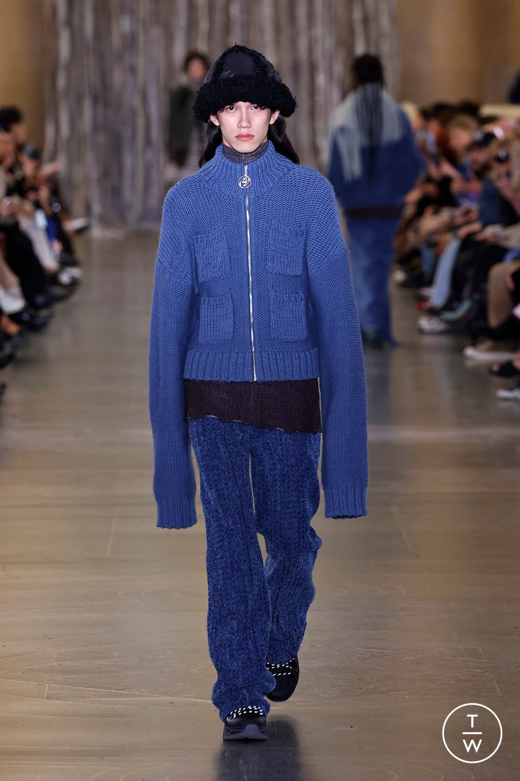 Fashion Week London Fall/Winter 2024 look 11 from the Holzweiler collection 女装