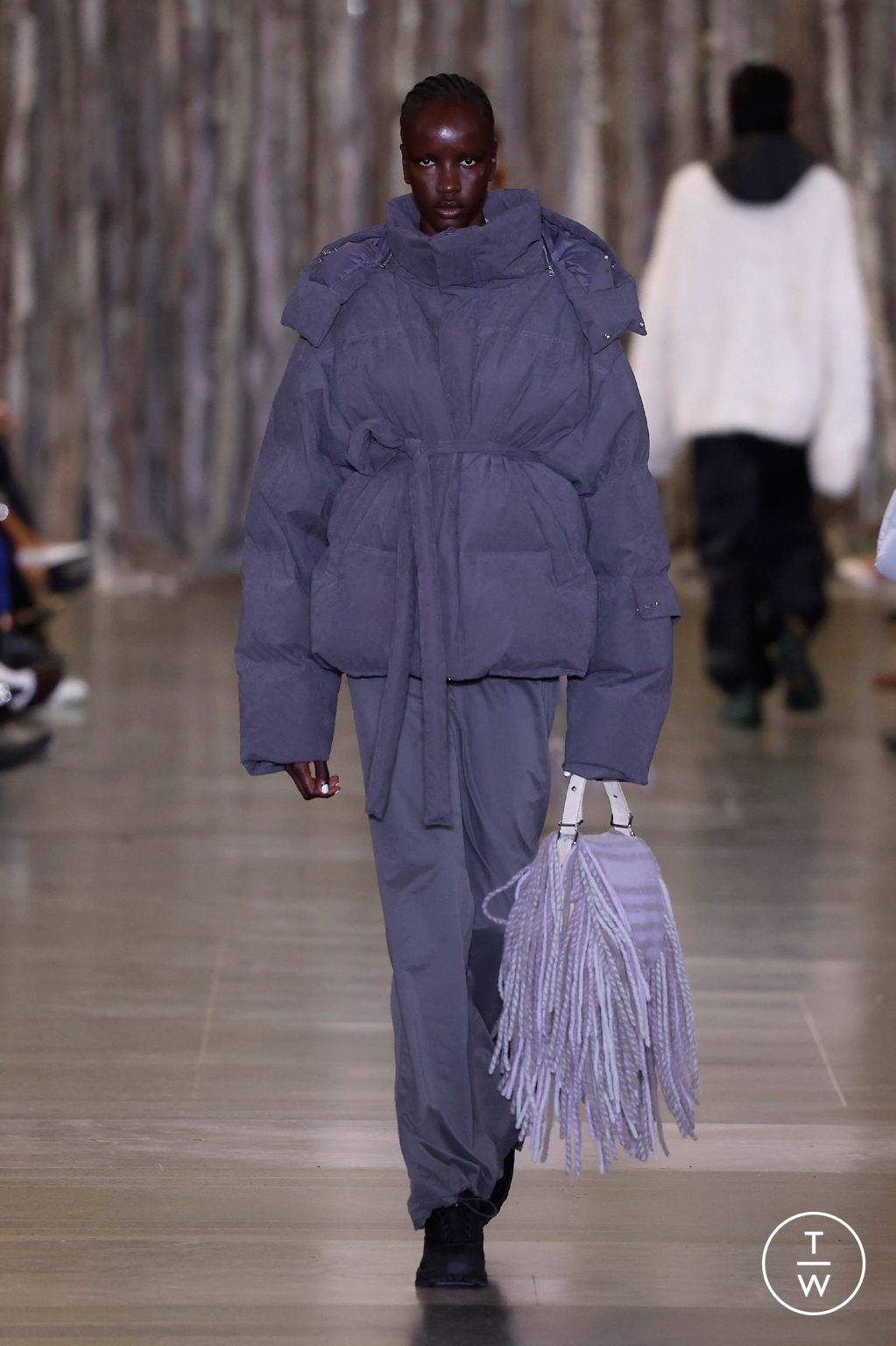Fashion Week London Fall/Winter 2024 look 18 from the Holzweiler collection womenswear