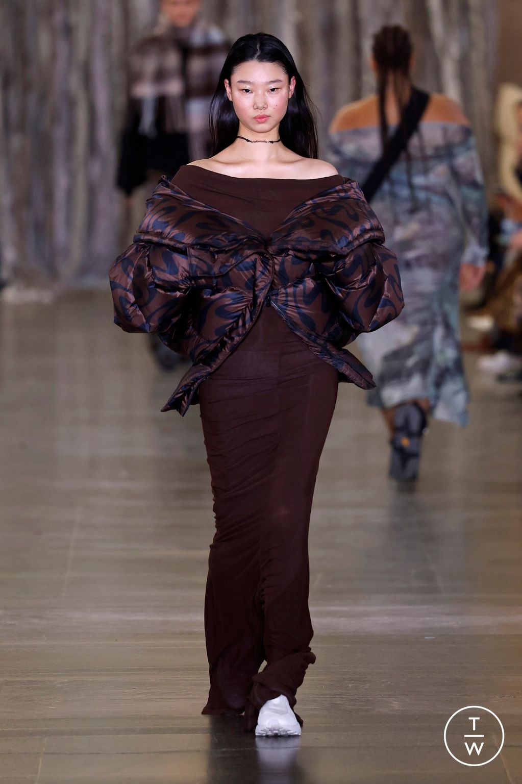 Fashion Week London Fall/Winter 2024 look 32 from the Holzweiler collection 女装