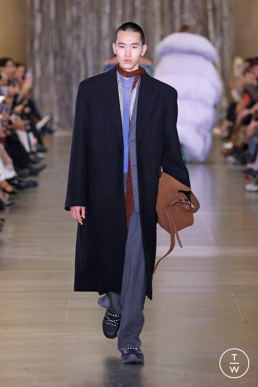 Fashion Week London Fall/Winter 2024 look 38 from the Holzweiler collection 女装