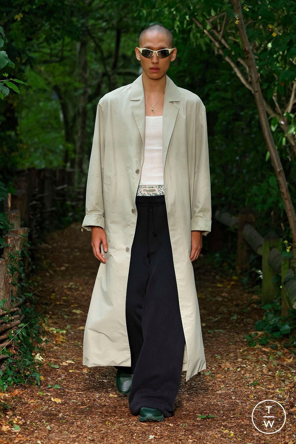 Fashion Week London Spring/Summer 2024 look 5 from the Holzweiler collection womenswear