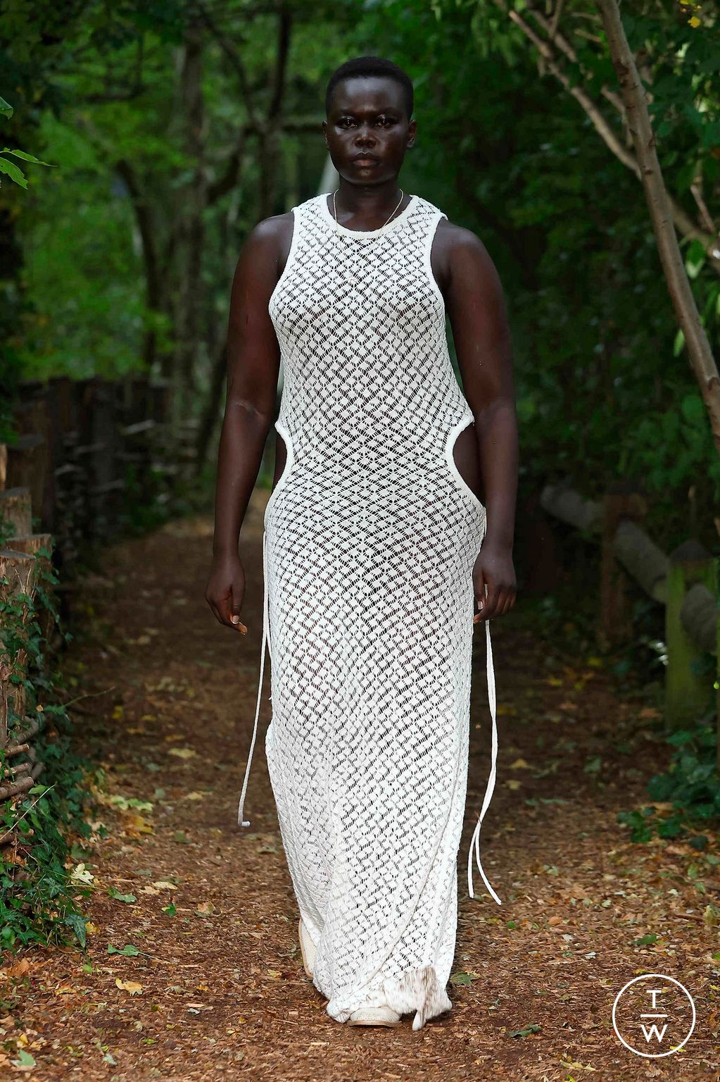 Fashion Week London Spring/Summer 2024 look 29 from the Holzweiler collection womenswear