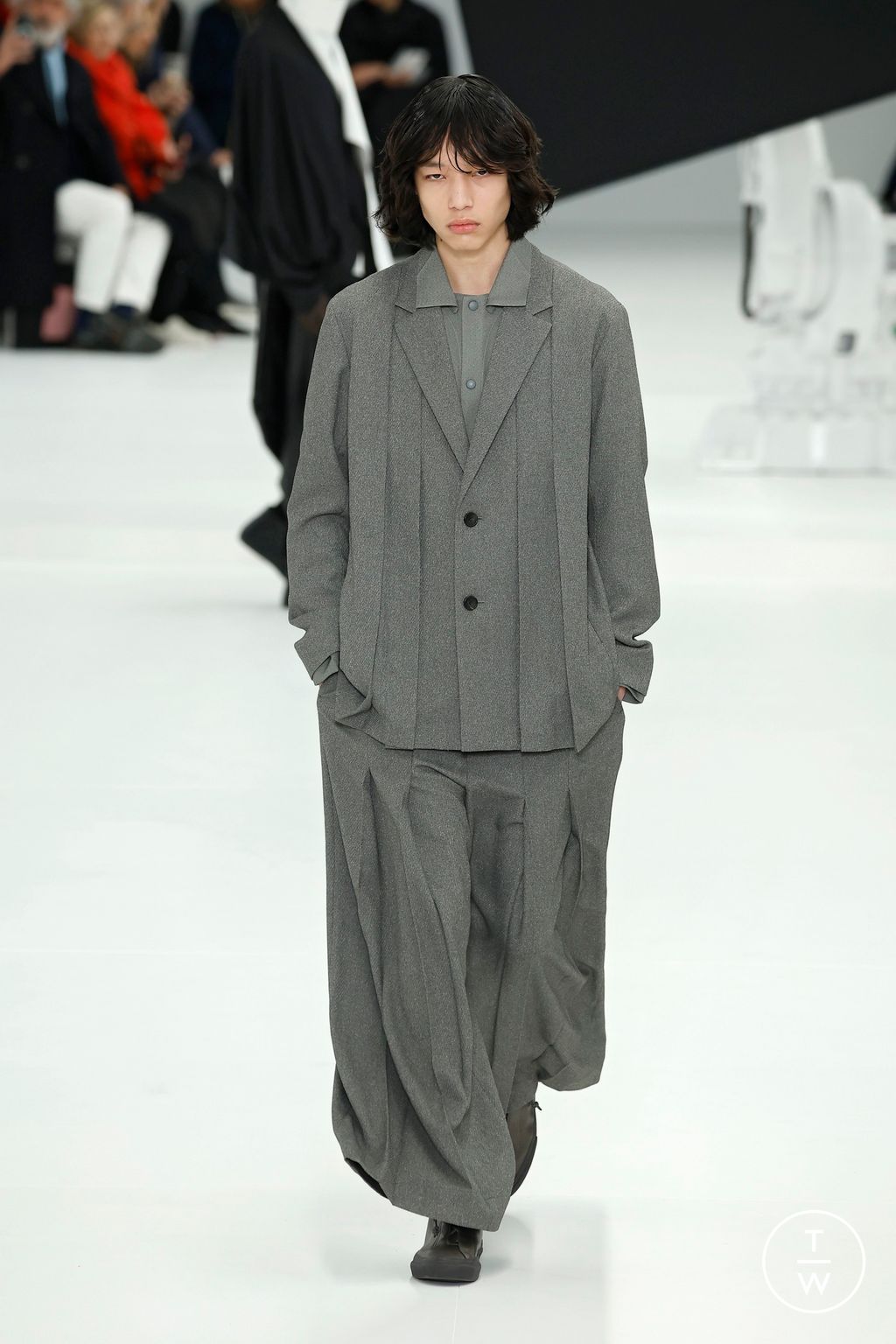 Fashion Week Paris Fall/Winter 2025 look 27 from the IM MEN collection menswear