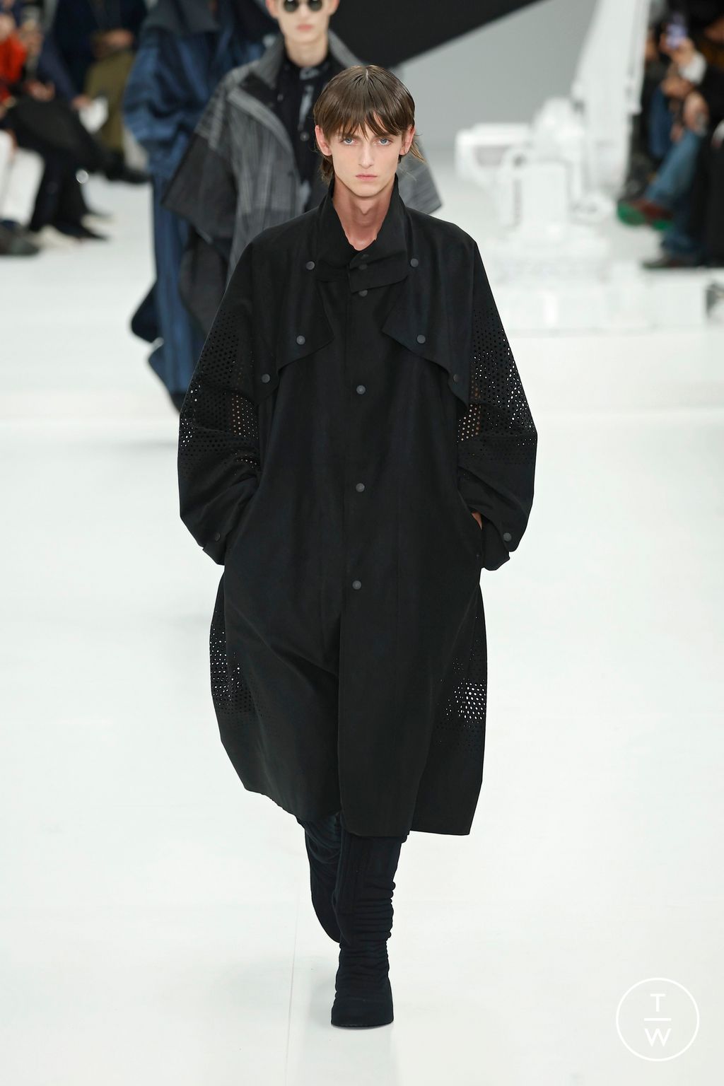 Fashion Week Paris Fall/Winter 2025 look 30 from the IM MEN collection menswear