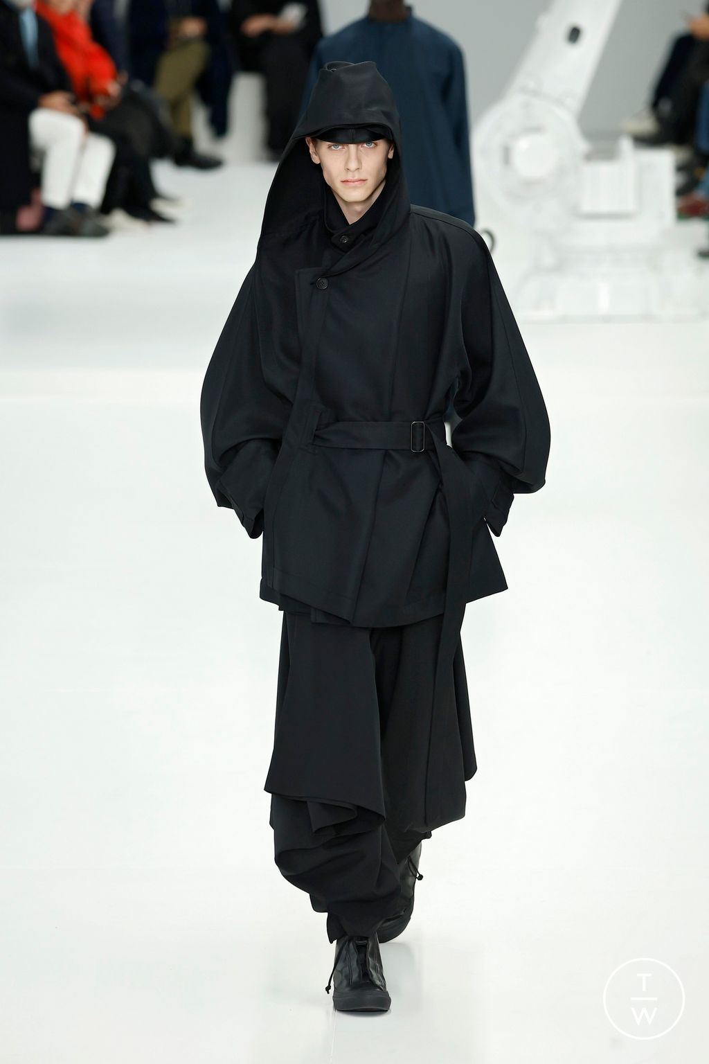 Fashion Week Paris Fall/Winter 2025 look 31 from the IM MEN collection menswear