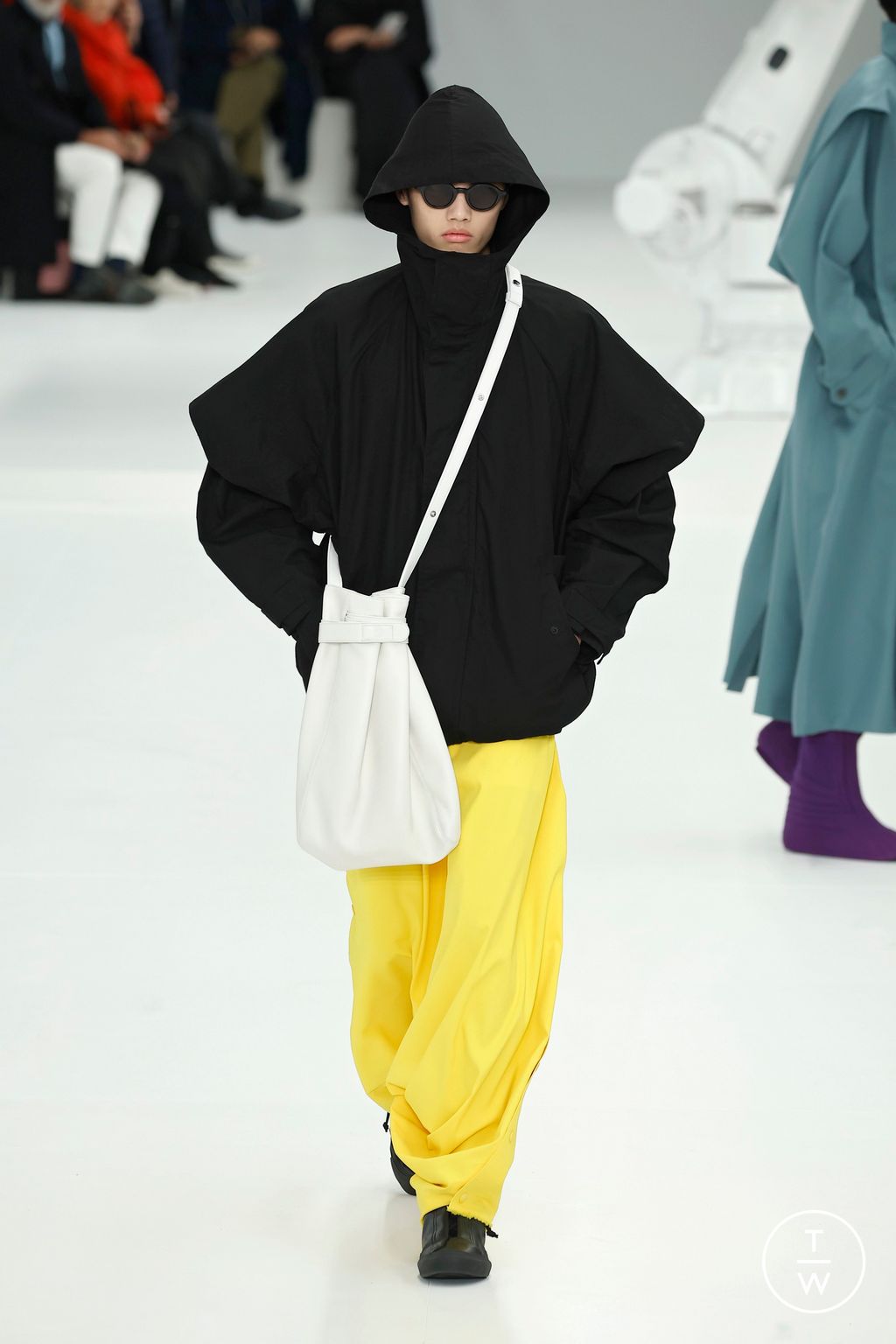 Fashion Week Paris Fall/Winter 2025 look 37 from the IM MEN collection 男装